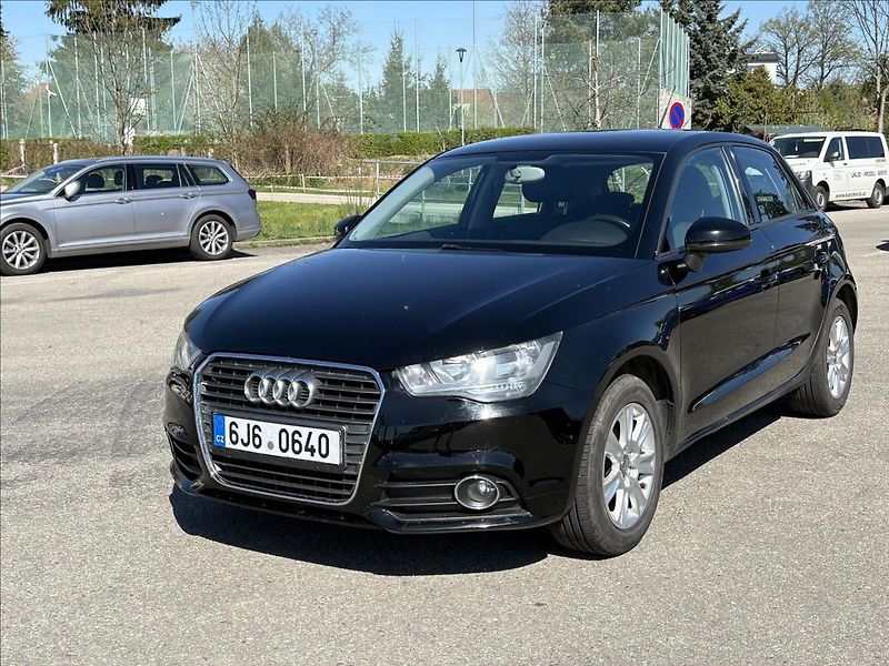 Audi A1 1,2 TFSi 63kW 5dveří,Klima,Alu - fotka 1 z 23