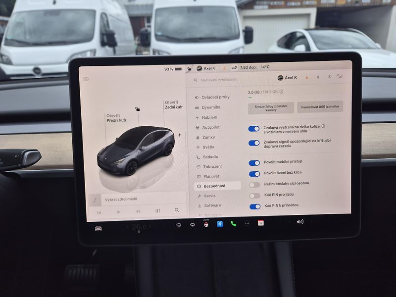 Tesla Model Y LONGE RANGE DUAL MOTOR SOH 87% - fotka 27 z 50