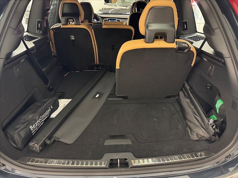 Volvo XC90 (2024) 2,0 T8 AWD Plus Bright - fotka 13 z 16