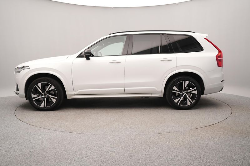 Volvo XC90 B5 AWD R-DESIGN AUT - fotka 7 z 53