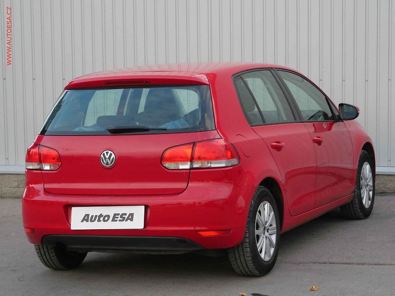 Volkswagen Golf (2012) 1.2 TSi, 2.maj,ČR - fotka 4 z 15