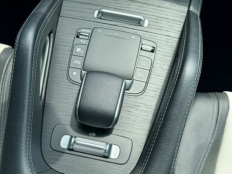 Mercedes-Benz GLE (2022) 400 d 4MATIC kupé - fotka 20 z 49