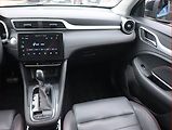 MG ZS (2024) Exclusive 1.0 Turbo, Automat - náhled 8