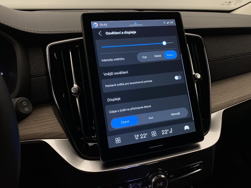 Volvo XC90 (2026) T8 AWD Plug-in BRIGHT PLUS 7m - fotka 59 z 72