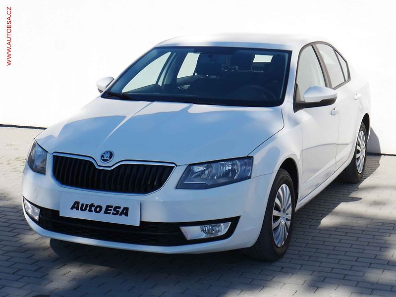 Škoda Octavia (2013) 1.6 TDi, ČR, Klima - fotka 3 z 16