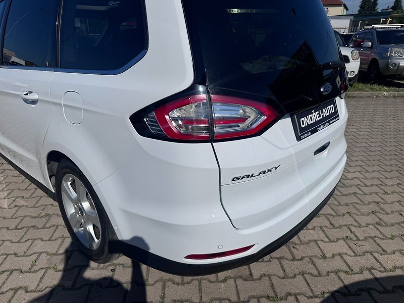 Ford Galaxy (2016) 2,0 TDCI 132KW 1. MAJ TITAN 7X - fotka 12 z 50