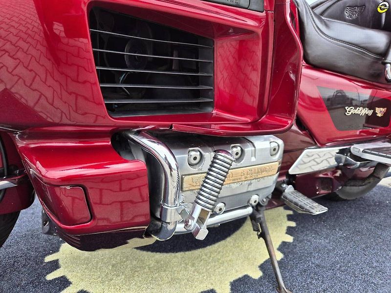 Honda GL 1500 Gold Wing SE (1997) - fotka 10 z 20