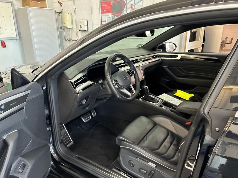Volkswagen Arteon Shooting Brake R-LINE 2,0TD 147kw DSG 4MOTION - fotka 3 z 12