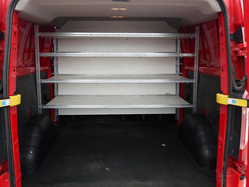 Ford Transit Custom (2018) 2.0TDCi L2 6míst, ČR, TREND - fotka 7 z 15