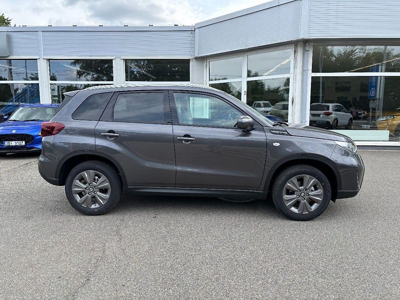 Suzuki Vitara Premium - fotka 8 z 10