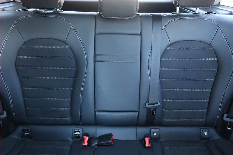 Mercedes-Benz GLC (2019) 300 d 4MATIC - fotka 10 z 20