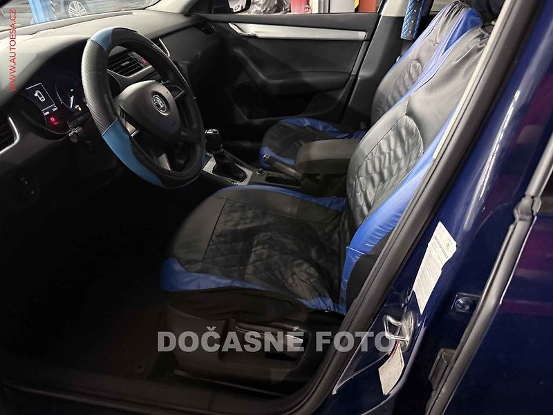 Škoda Octavia (2013) 2.0 TDi DSG, AT, AC - fotka 3 z 3