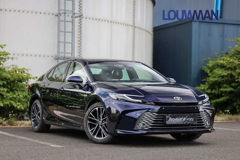Toyota Camry 2.5  HEV CVT Prestige - fotka 26 z 29