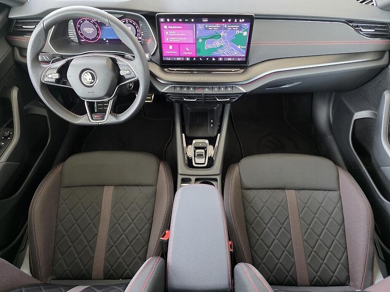 Škoda Octavia Combi DSG 2,0 TSi 195 kW RS - fotka 9 z 24