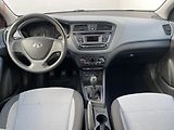 Hyundai i20 (2015) 1.2i, ČR, Klima - náhled 8