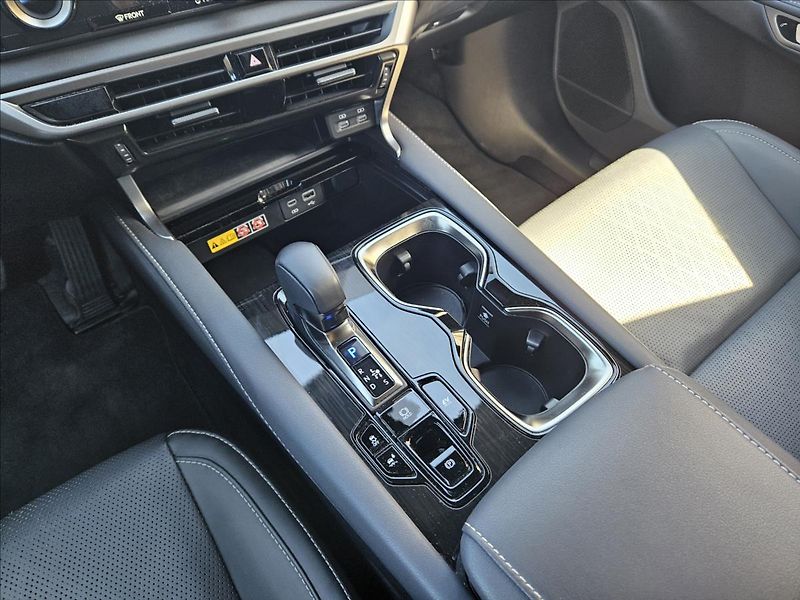 Lexus RX 350h 2,5 Executive - fotka 9 z 15