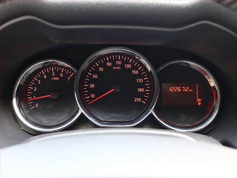 Dacia Duster (2014) 1.2 TCe, Navi, Tempomat - fotka 9 z 14