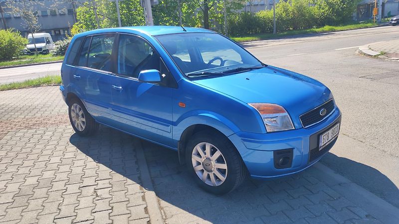 Ford Fusion (2009) 1,6 74kW ČR plný servis - fotka 4 z 21