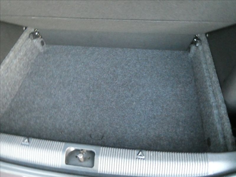 Škoda Yeti 1,2 TSi 81kW DSG Drive, xenony - fotka 25 z 41
