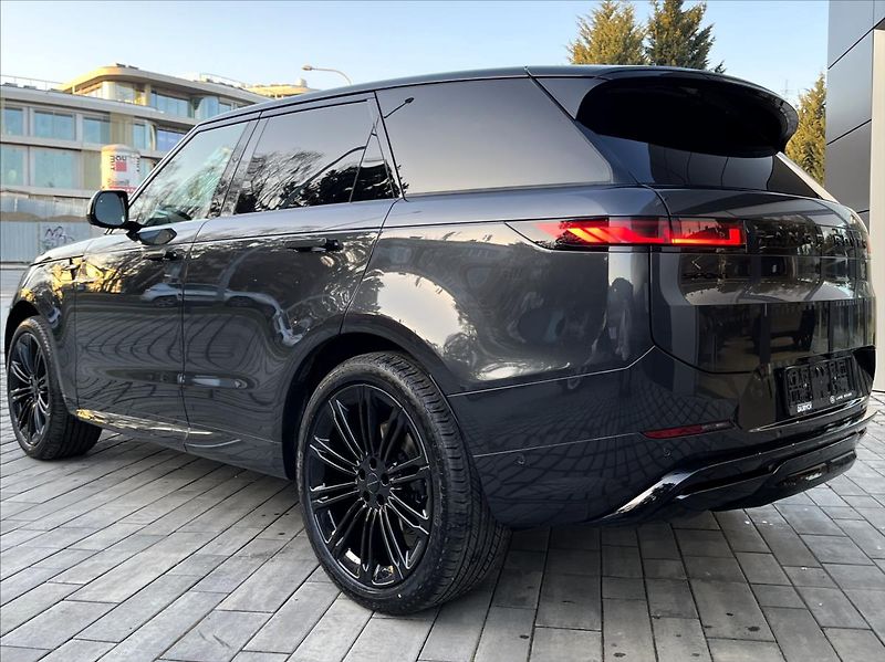 Land Rover Range Rover Sport (2026) 3,0 D250 DYNAMIC SE - fotka 4 z 27
