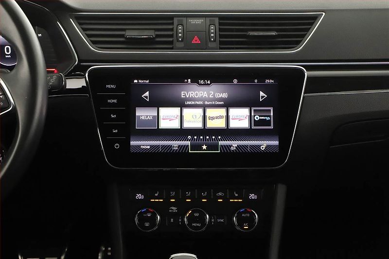 Škoda Superb (2021) Laurin&Klement iV 1.4 TSI PHEV - fotka 10 z 26