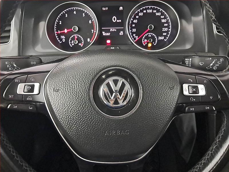 Volkswagen Golf (2018) 1.0 TSI, Tempomat - fotka 15 z 20