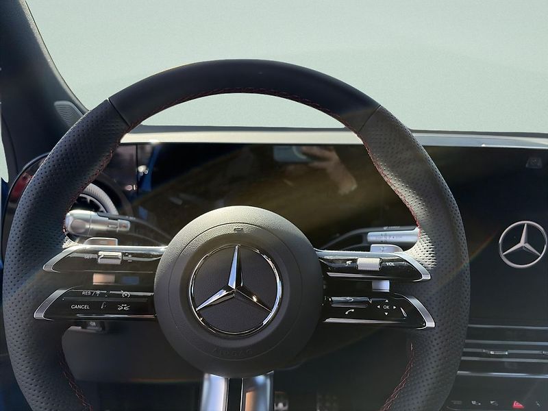 Mercedes-Benz GLB 350 4M EQ - fotka 10 z 15