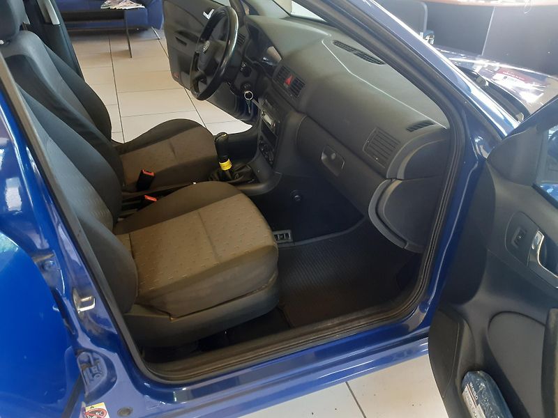 Škoda Octavia 1.9 TDI KLIMA TAŽNÉ - fotka 17 z 17