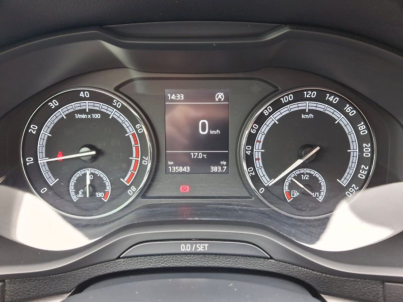Škoda Karoq (2020) Ambition 1,5TSi 110kW - fotka 16 z 33