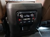 Chevrolet Suburban (2026) 6.2 V8 High Country 2026 - náhled 43