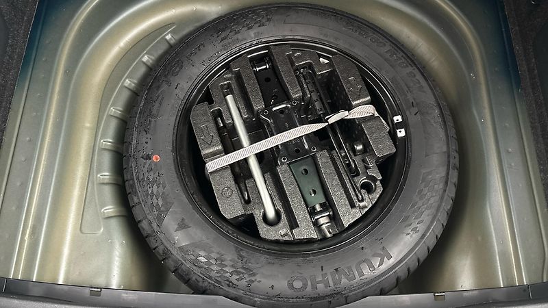 Škoda Octavia 2.0 TDI DSG 4x4 Style Combi - fotka 20 z 29