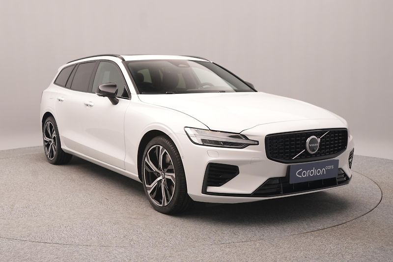 Volvo V60 (2026) T6 AWD Plug-in DARK ULTRA - fotka 14 z 24
