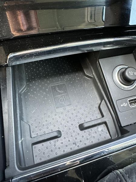 Škoda Karoq DRIVE 125 Years 1.6 TDI 85 kW - fotka 14 z 18