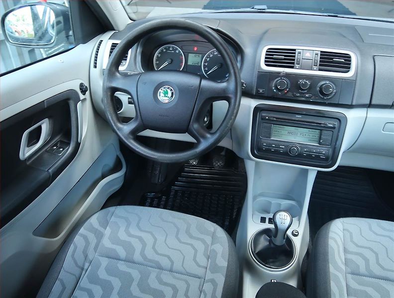 Škoda Roomster (2008) Ambition 1.2 12V, Serv.kniha - fotka 7 z 15
