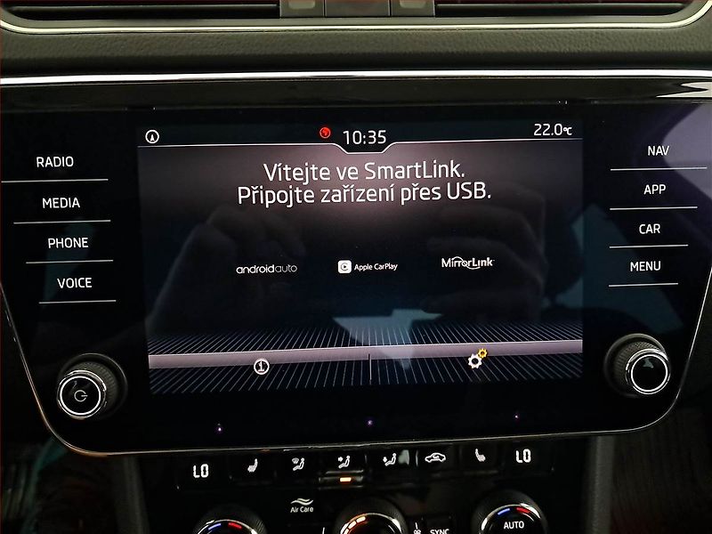 Škoda Superb (2019) 2.0 TDI, Automat, Kůže, Navi - fotka 24 z 26