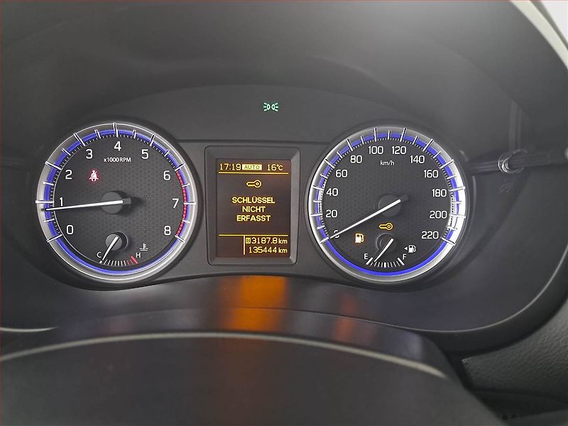 Suzuki SX4 S-Cross (2017) 1.4 BoosterJet, 4X4 - fotka 11 z 16