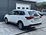 Mitsubishi Outlander 2,0 150PS  Intense A/T 4x4 - náhled 10
