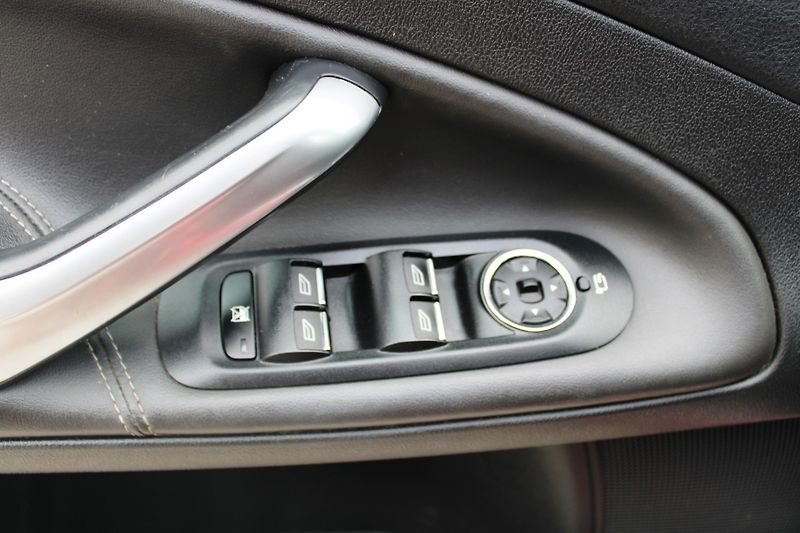 Ford Mondeo (2014) 2,0TDCI AUTOMAT XENON KŮŽE NAV - fotka 17 z 20