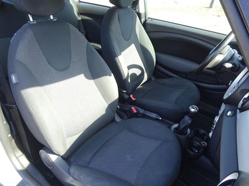 Mini One 1.4 70kW KLIMA SERVIS - fotka 9 z 20