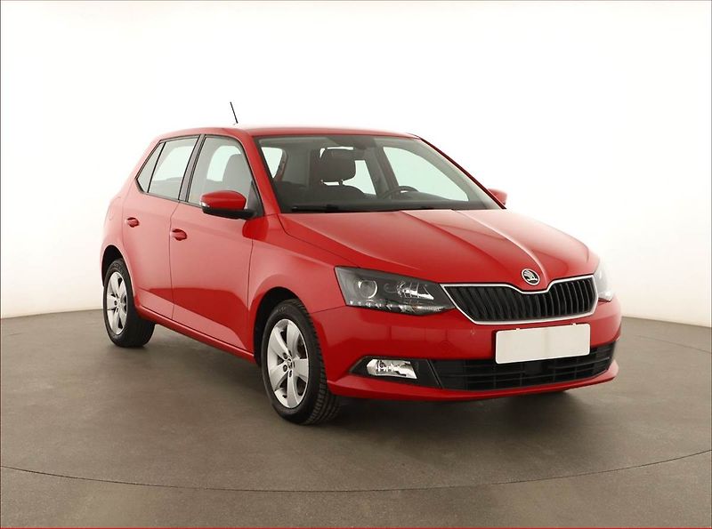 Škoda Fabia (2016) Style 1.2 TSI, Park. senzory - fotografie inzerátu