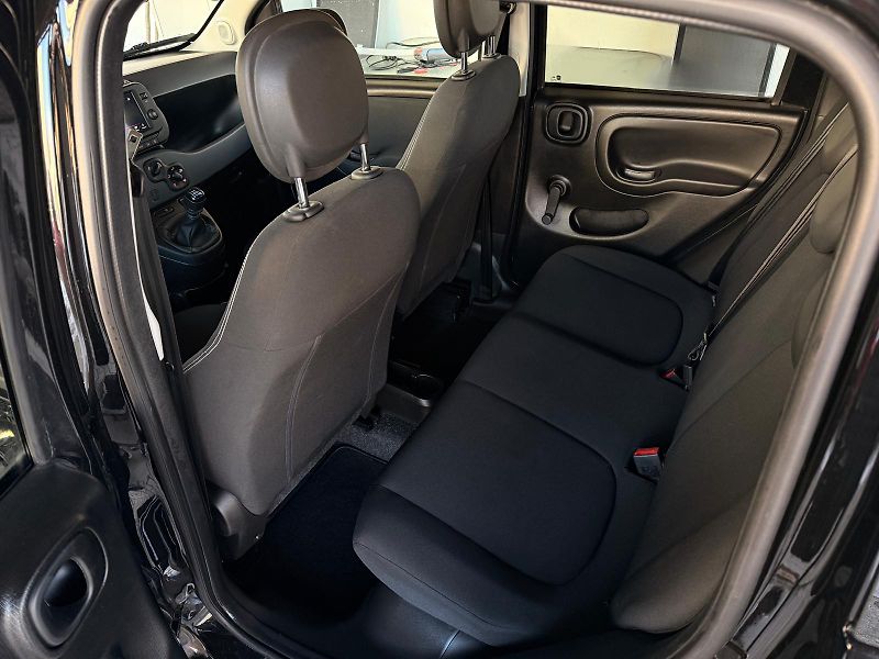 Fiat Panda 1.0 CROSS 1.0 HYBRID 70CV MAN - fotka 14 z 23