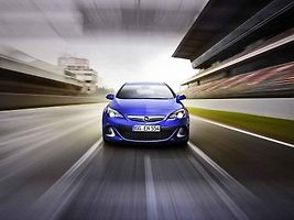 Opel Astra OPC.