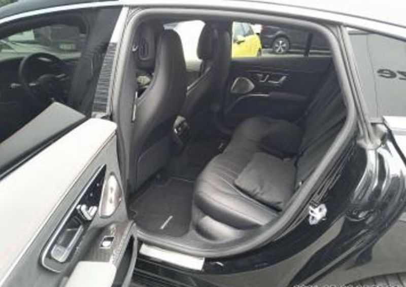 Mercedes-Benz EQS 580 4-matic AMG PŘIPRAVUJEME - fotka 14 z 15