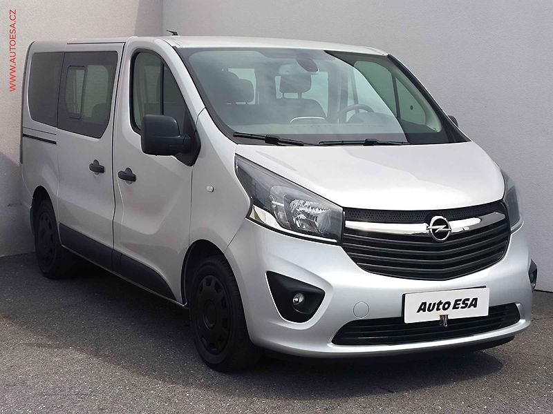 Opel Vivaro (2015) 1.6CDTi 6míst, AC, kamera, TZ - fotografie inzerátu