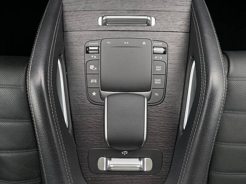 Mercedes-Benz GLE (2022) 450 4M - fotka 15 z 29