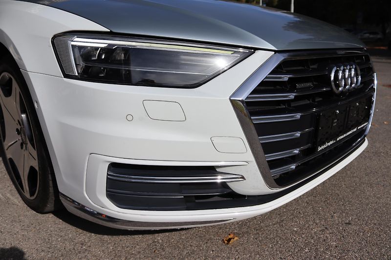 Audi A8 - fotka 7 z 68