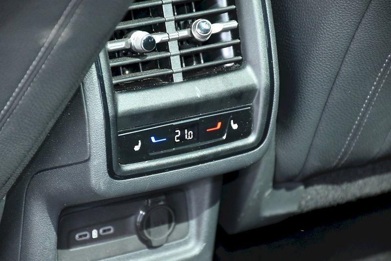 Škoda Kodiaq (2024) Exclusive Selection 2.0 TDI 14 - fotka 27 z 35