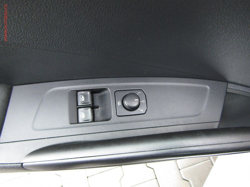 Škoda Fabia (2021) 1.0 MPi, 1.maj,ČR, Ambition - fotka 11 z 15