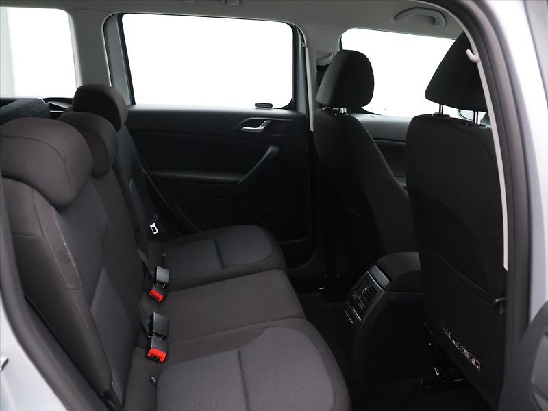 Škoda Yeti 1,2 TSI 81kW Ambition Klima CZ - fotka 13 z 29