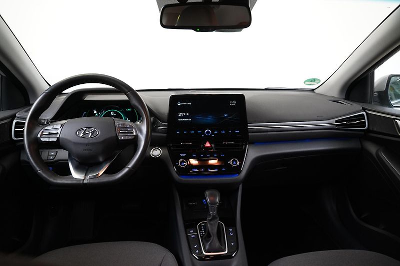 Hyundai IONIQ - fotka 6 z 6
